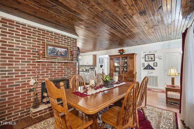 5186 Lick Creek Road, Clinchco, VA 24226