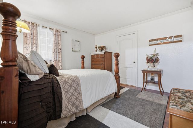 5186 Lick Creek Road, Clinchco, VA 24226