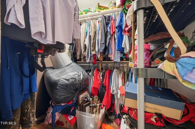 5186 Lick Creek Road, Clinchco, VA 24226