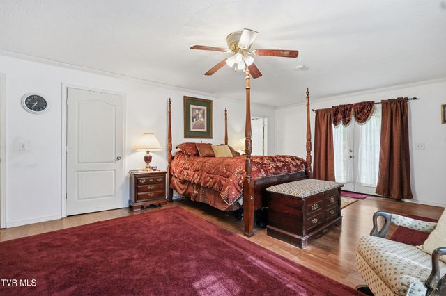 5186 Lick Creek Road, Clinchco, VA 24226