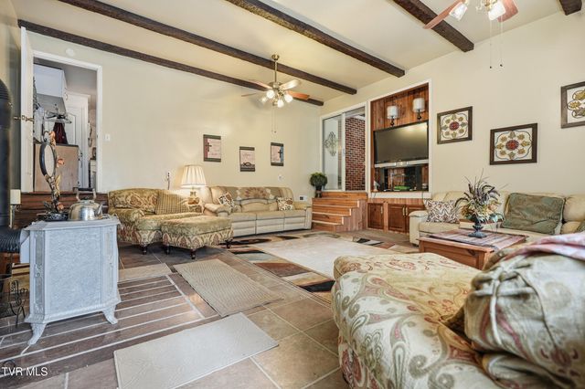 5186 Lick Creek Road, Clinchco, VA 24226