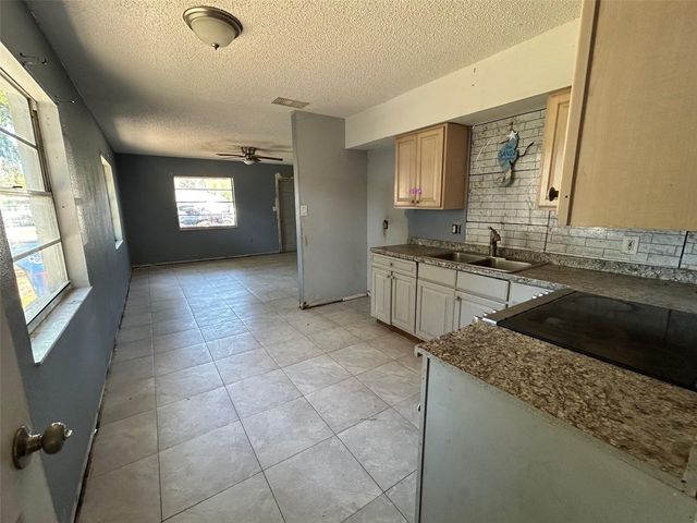 1508 54TH AVENUE DRIVE W, Bradenton, FL 34207