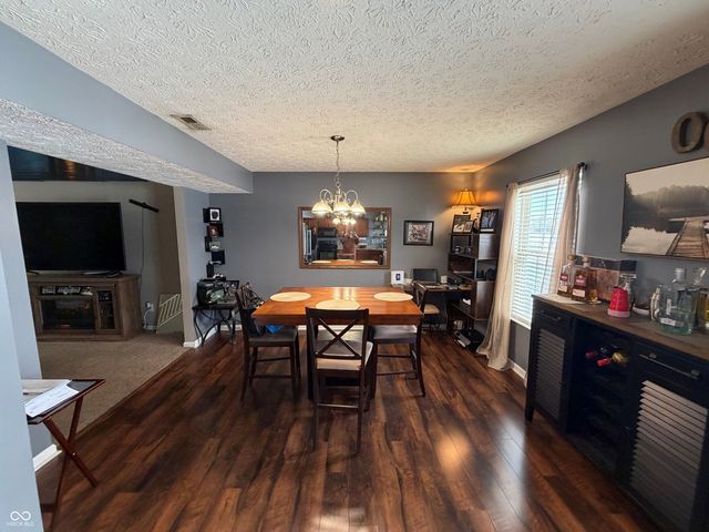 7601 Pipestone Drive, Indianapolis, IN 46217