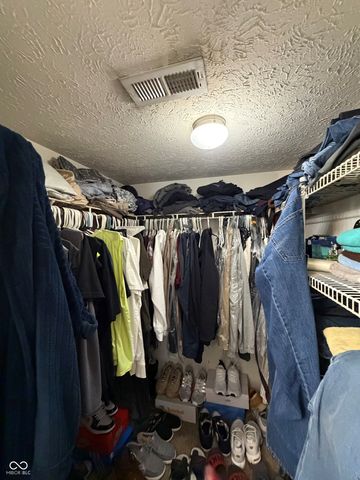 7601 Pipestone Drive, Indianapolis, IN 46217