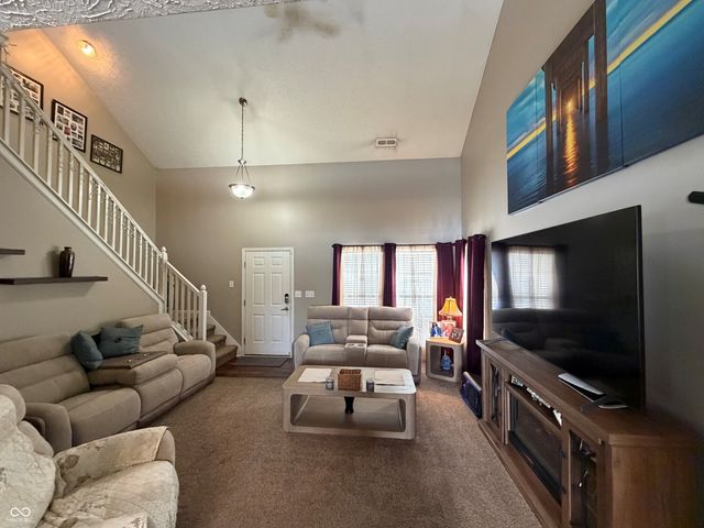 7601 Pipestone Drive, Indianapolis, IN 46217