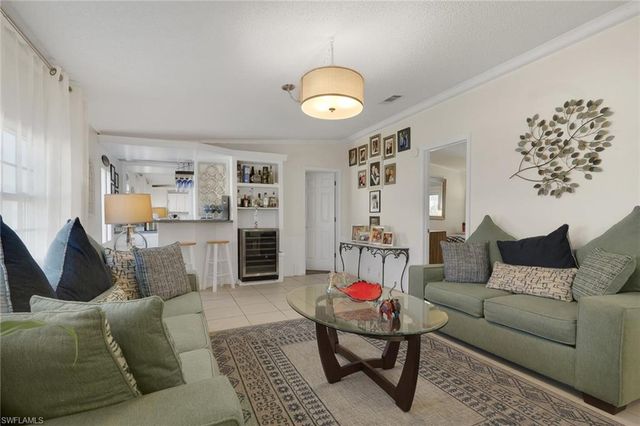 114 Audubon RD, Naples, FL 34114