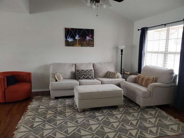 2317 E Sycamore Drive, Stillwater, OK 74075