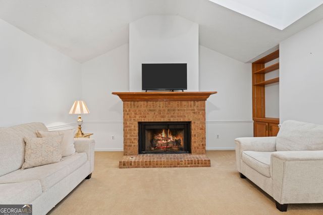 2 Dover Trail, Peachtree City, GA 30269
