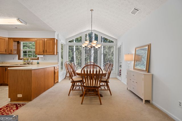 2 Dover Trail, Peachtree City, GA 30269