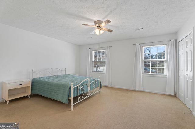 2 Dover Trail, Peachtree City, GA 30269