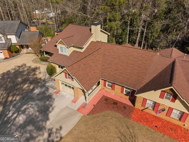 2 Dover Trail, Peachtree City, GA 30269