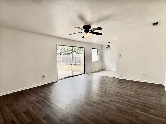 4225 Ambassador Way, Balch Springs, TX 75180