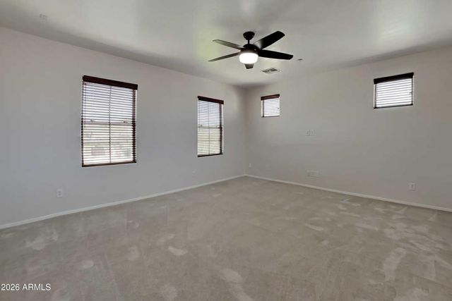 2433 W HORSETAIL Trail, Phoenix, AZ 85085