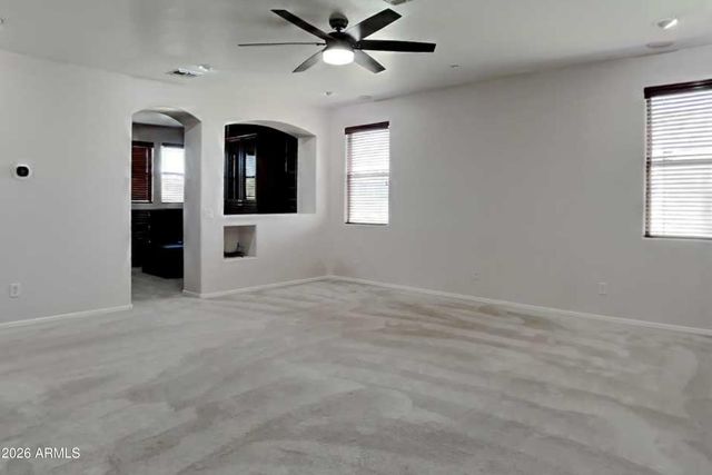 2433 W HORSETAIL Trail, Phoenix, AZ 85085
