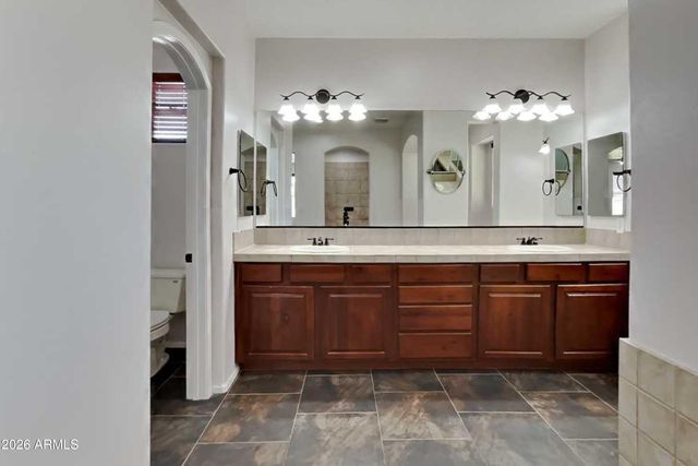 2433 W HORSETAIL Trail, Phoenix, AZ 85085