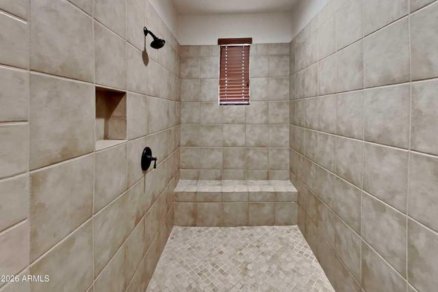 2433 W HORSETAIL Trail, Phoenix, AZ 85085