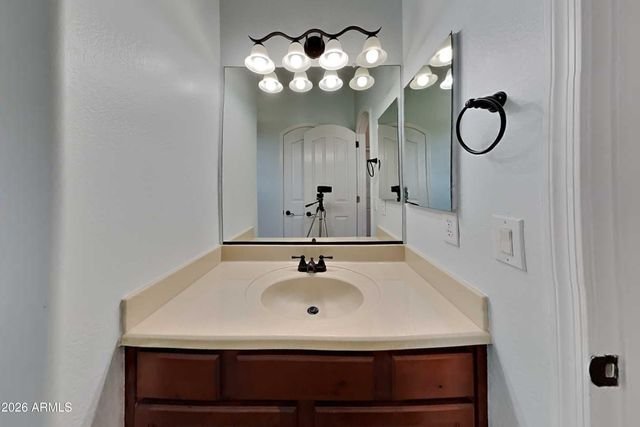2433 W HORSETAIL Trail, Phoenix, AZ 85085