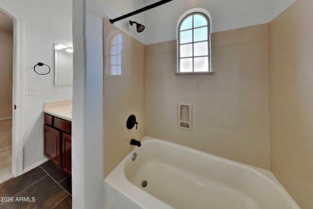 2433 W HORSETAIL Trail, Phoenix, AZ 85085