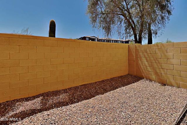 2433 W HORSETAIL Trail, Phoenix, AZ 85085