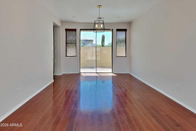 2433 W HORSETAIL Trail, Phoenix, AZ 85085