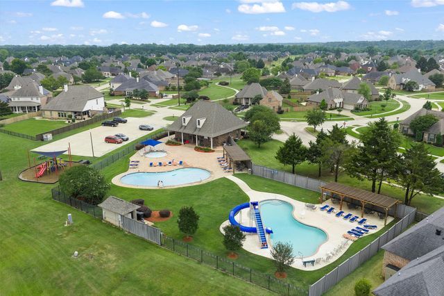806 Chartres Drive, Shreveport, LA 71115