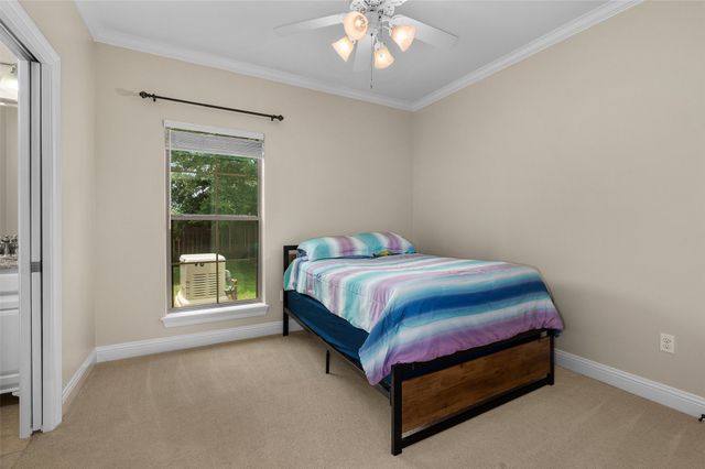 806 Chartres Drive, Shreveport, LA 71115