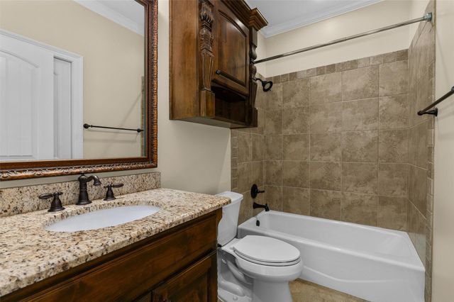 806 Chartres Drive, Shreveport, LA 71115