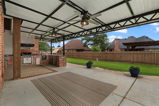 806 Chartres Drive, Shreveport, LA 71115