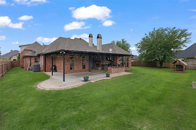 806 Chartres Drive, Shreveport, LA 71115