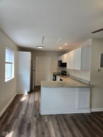 1650 E Naomi Street, Indianapolis, IN 46203