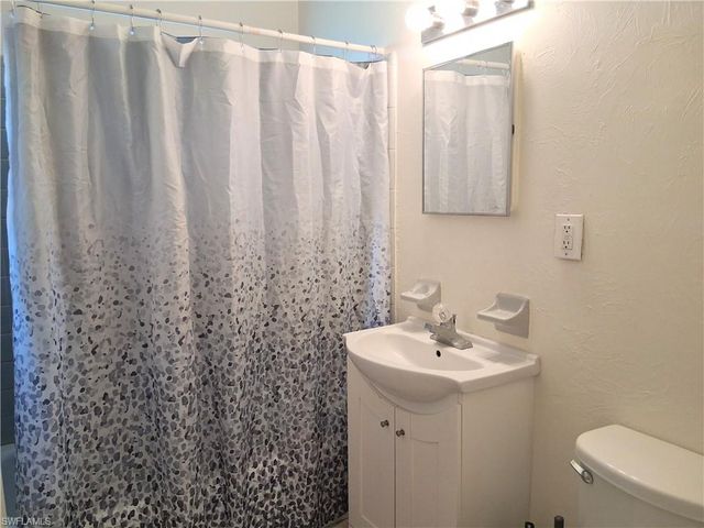 117 Coolidge AVE, Lehigh Acres, FL 33936