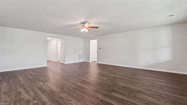 976 Intracoastal WAY, Chesapeake, VA 23322