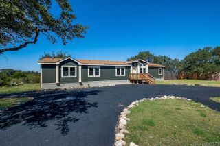 240 County Road 3829, San Antonio, TX 78253