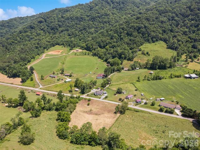 309 Sugar Creek Road, Leicester, NC 28748