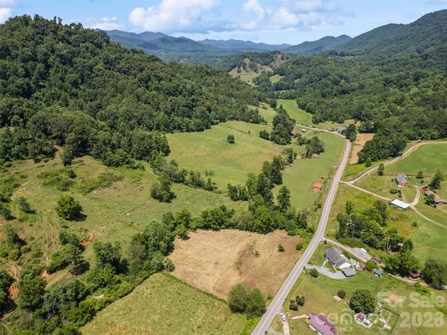 309 Sugar Creek Road, Leicester, NC 28748