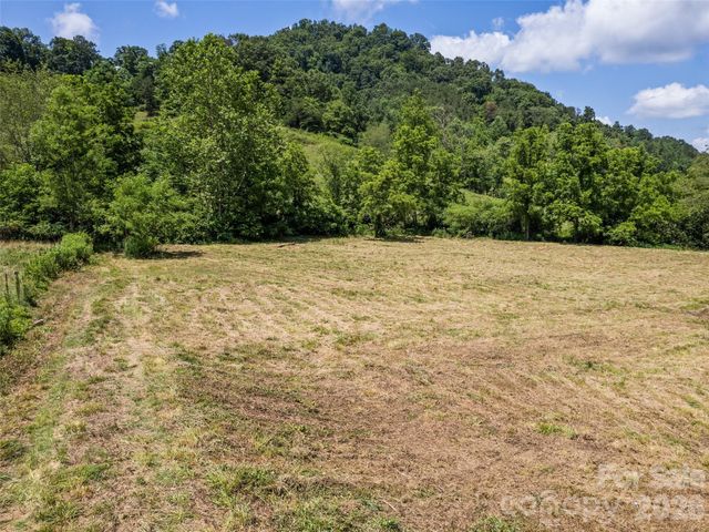 309 Sugar Creek Road, Leicester, NC 28748