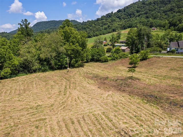 309 Sugar Creek Road, Leicester, NC 28748