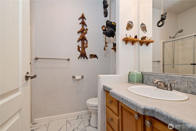 251 N Goldeneye Drive, Hoodsport, WA 98548