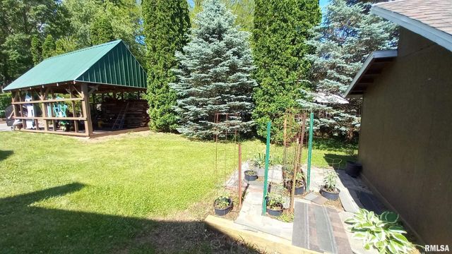 7216 VALLEY Drive, Bettendorf, IA 52722