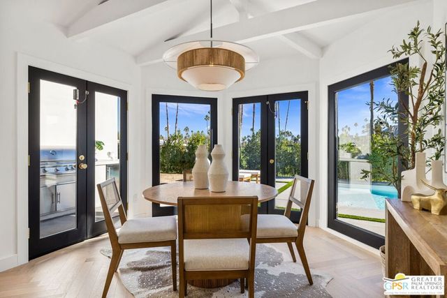 2300 S Calle Palo Fierro, Palm Springs, CA 92264