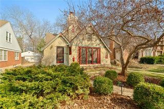 7523 Walnut Street, Kansas City, MO 64114