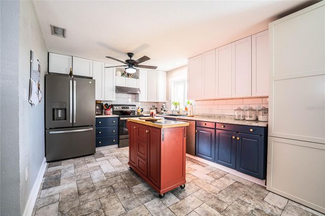 2180 WILLOW OAK ROAD, Mulberry, FL 33860