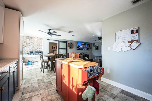 2180 WILLOW OAK ROAD, Mulberry, FL 33860