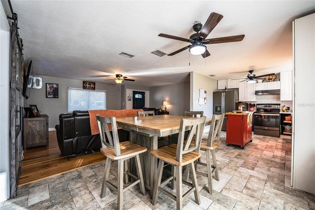 2180 WILLOW OAK ROAD, Mulberry, FL 33860