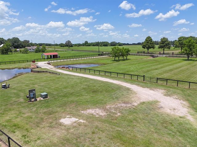 32035 Joseph Road, Hockley, TX 77447