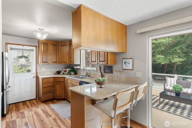 2403 185th Avenue E, Lake Tapps, WA 98391
