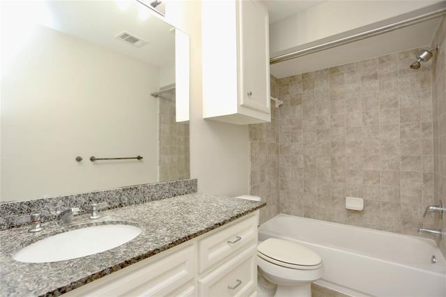 3614 Main Plaza Drive, Houston, TX 77025