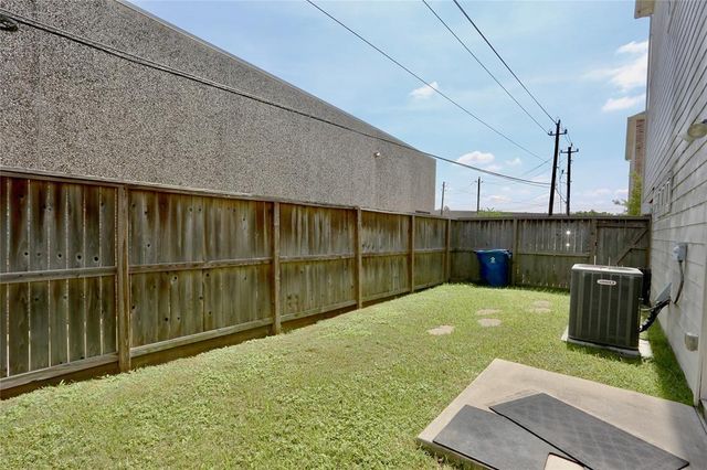 3614 Main Plaza Drive, Houston, TX 77025