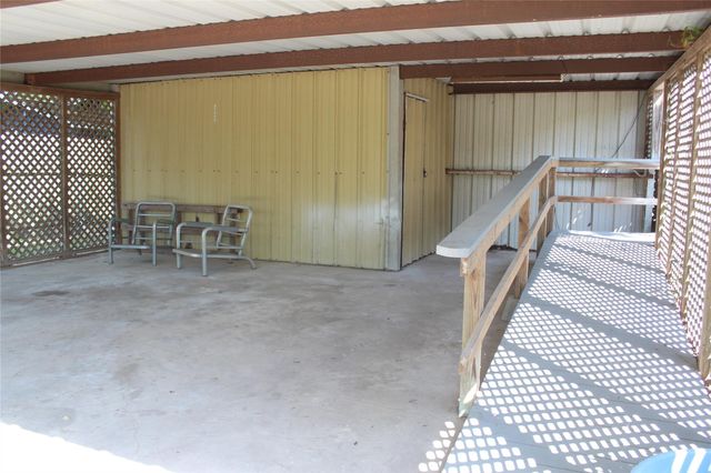 807 Depot Street, El Campo, TX 77437