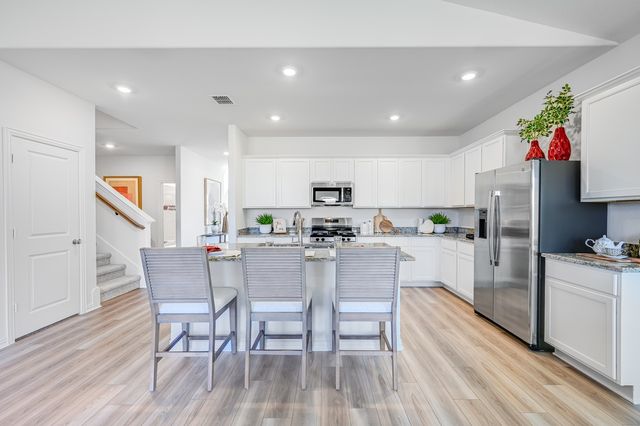 2303 Buffalo Bayou Way, Crandall, TX 75114